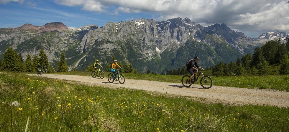 L'escursione in MTB sul Tour La Preda è una delle attività outdoor inserite nel calendario di IMBA Europe Summit (Credits: Matteo Cappé) L'escursione in MTB sul Tour La Preda è una delle attività outdoor inserite nel calendario di IMBA Europe Summit (Credits